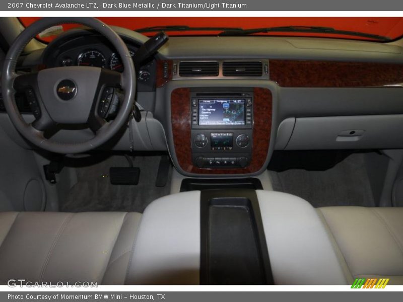 Dark Blue Metallic / Dark Titanium/Light Titanium 2007 Chevrolet Avalanche LTZ