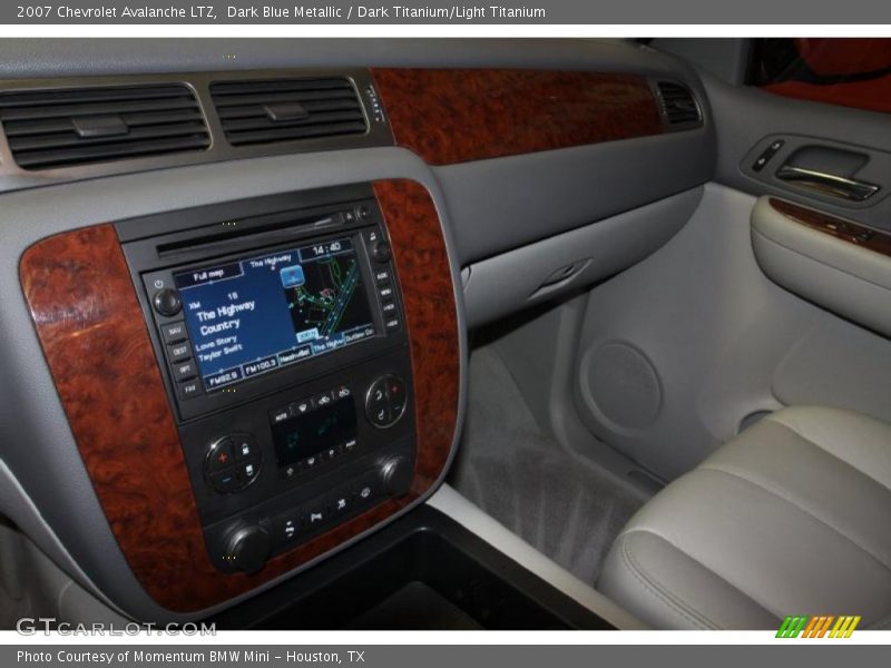 Dark Blue Metallic / Dark Titanium/Light Titanium 2007 Chevrolet Avalanche LTZ