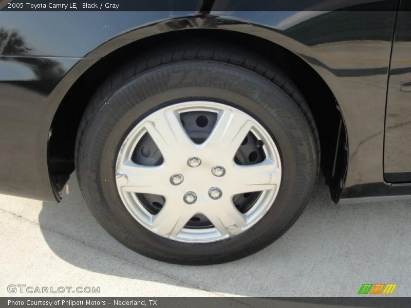 Black / Gray 2005 Toyota Camry LE