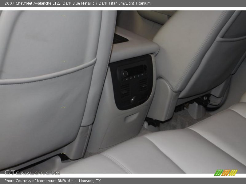 Dark Blue Metallic / Dark Titanium/Light Titanium 2007 Chevrolet Avalanche LTZ