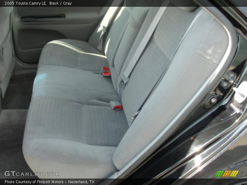 Black / Gray 2005 Toyota Camry LE
