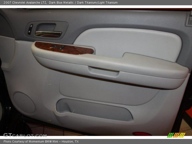 Dark Blue Metallic / Dark Titanium/Light Titanium 2007 Chevrolet Avalanche LTZ