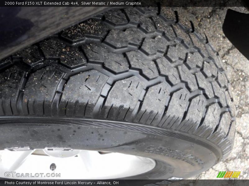 Silver Metallic / Medium Graphite 2000 Ford F150 XLT Extended Cab 4x4