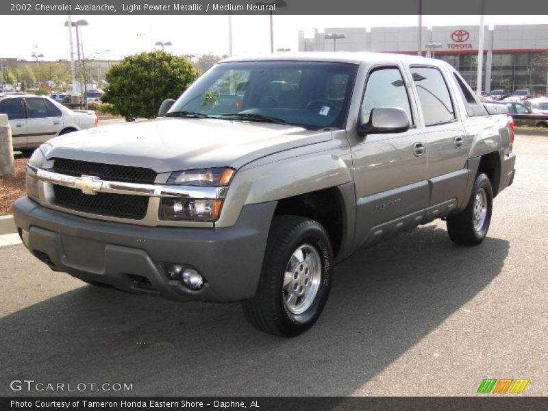 Light Pewter Metallic / Medium Neutral 2002 Chevrolet Avalanche