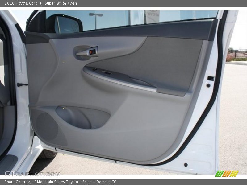 Super White / Ash 2010 Toyota Corolla