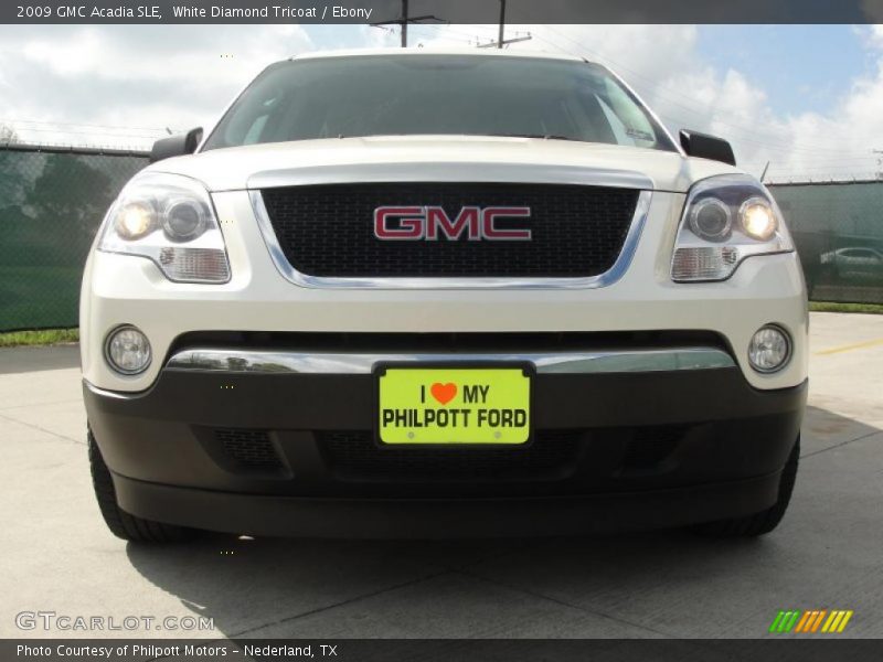 White Diamond Tricoat / Ebony 2009 GMC Acadia SLE