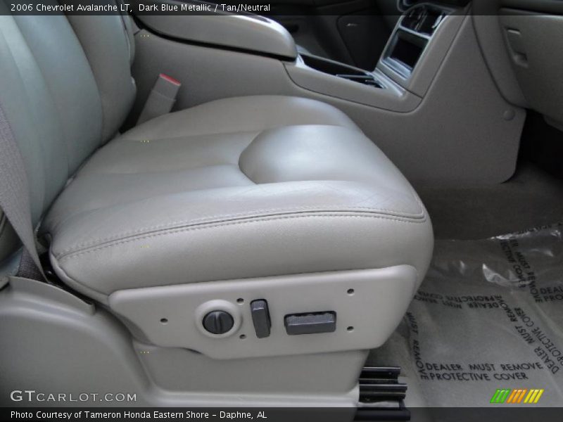 Dark Blue Metallic / Tan/Neutral 2006 Chevrolet Avalanche LT