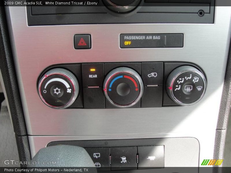 White Diamond Tricoat / Ebony 2009 GMC Acadia SLE
