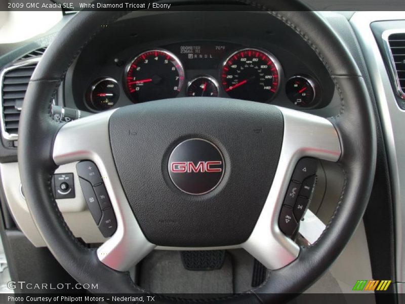 White Diamond Tricoat / Ebony 2009 GMC Acadia SLE