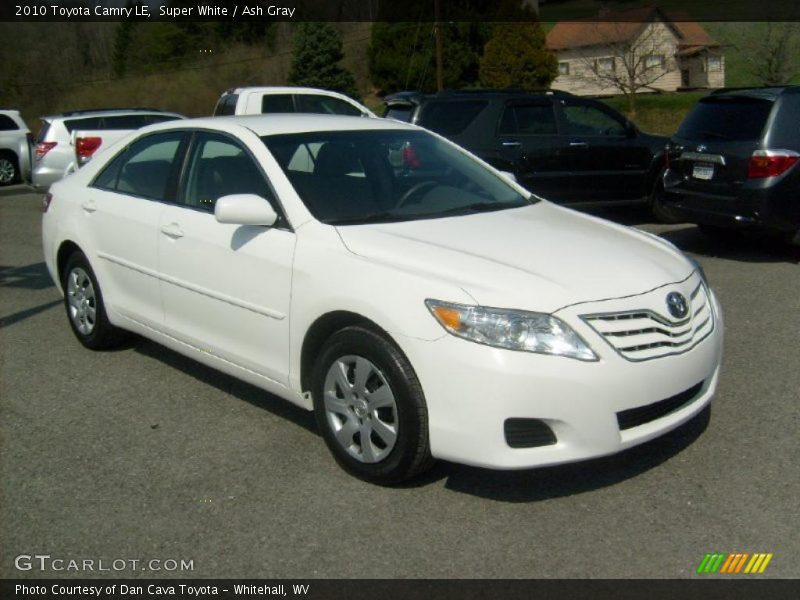 Super White / Ash Gray 2010 Toyota Camry LE
