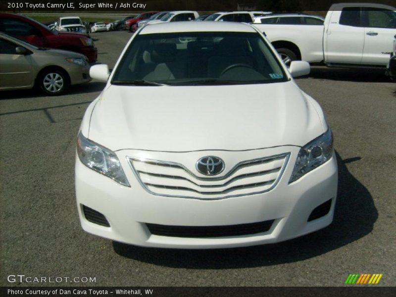 Super White / Ash Gray 2010 Toyota Camry LE