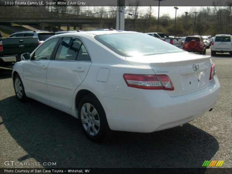 Super White / Ash Gray 2010 Toyota Camry LE