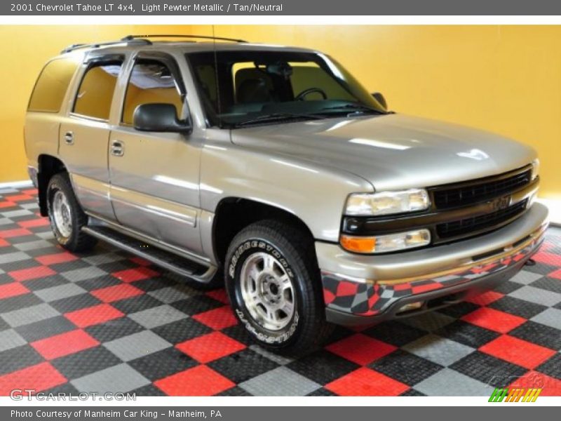 Light Pewter Metallic / Tan/Neutral 2001 Chevrolet Tahoe LT 4x4