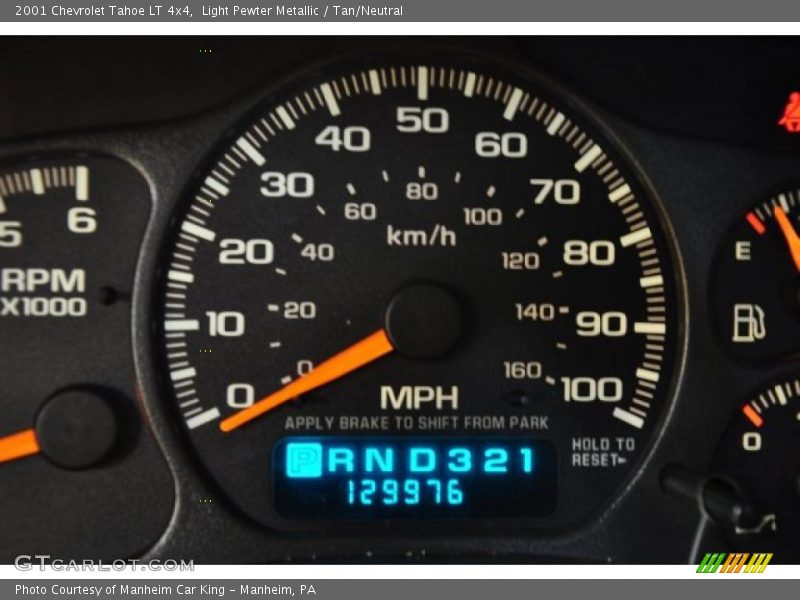 Light Pewter Metallic / Tan/Neutral 2001 Chevrolet Tahoe LT 4x4