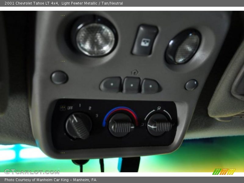 Light Pewter Metallic / Tan/Neutral 2001 Chevrolet Tahoe LT 4x4
