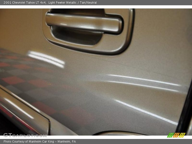 Light Pewter Metallic / Tan/Neutral 2001 Chevrolet Tahoe LT 4x4