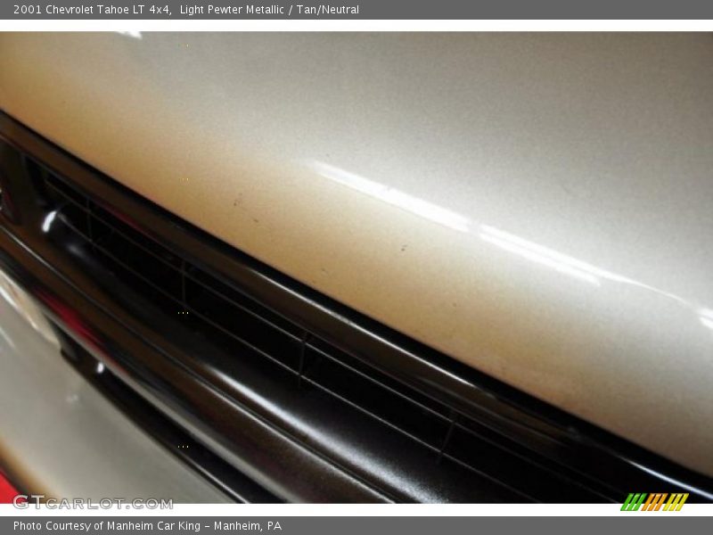 Light Pewter Metallic / Tan/Neutral 2001 Chevrolet Tahoe LT 4x4