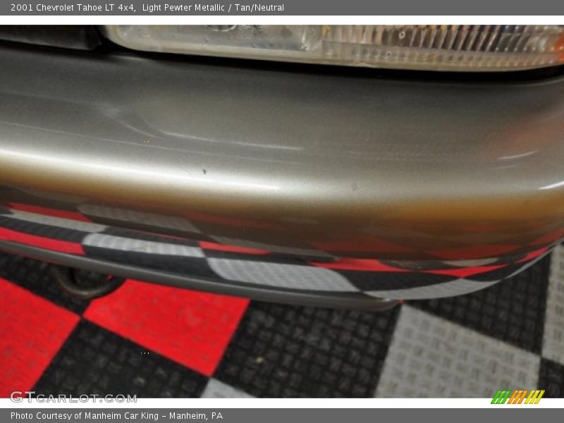 Light Pewter Metallic / Tan/Neutral 2001 Chevrolet Tahoe LT 4x4