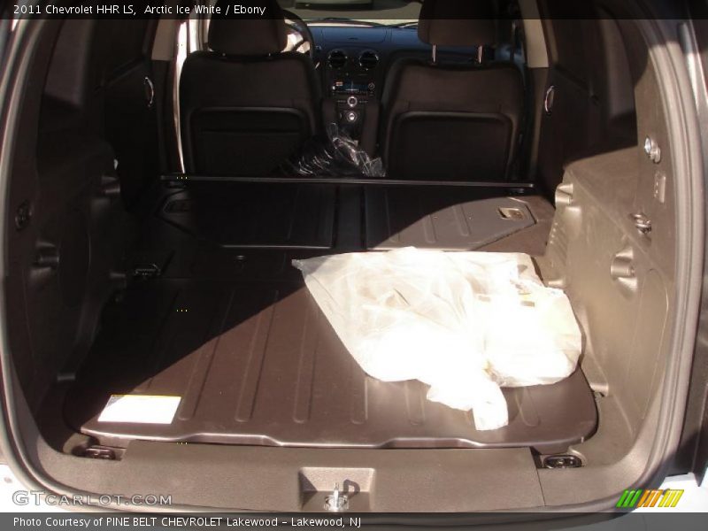 Arctic Ice White / Ebony 2011 Chevrolet HHR LS
