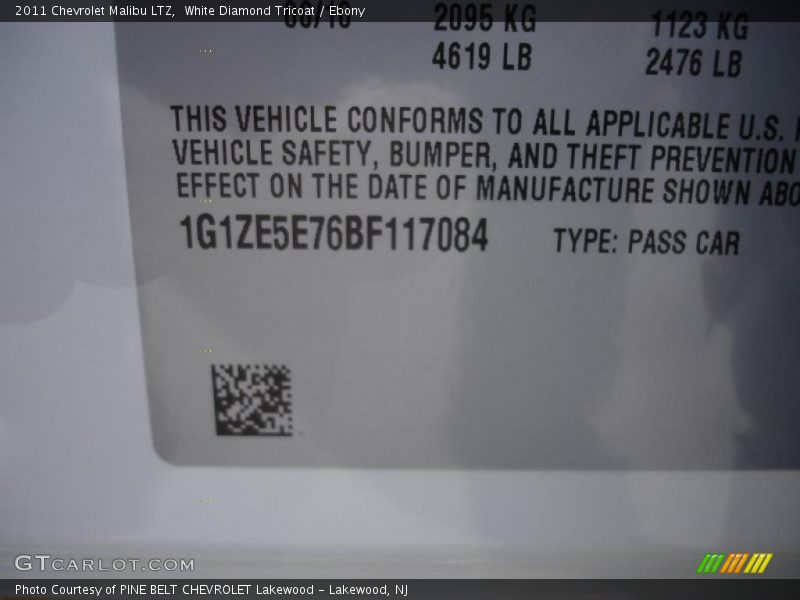 White Diamond Tricoat / Ebony 2011 Chevrolet Malibu LTZ