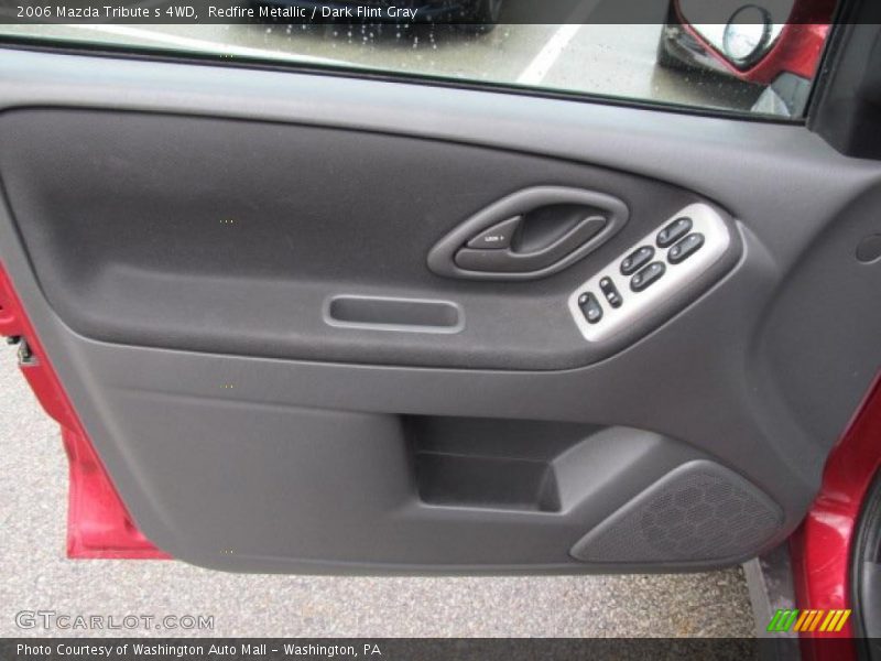 Door Panel of 2006 Tribute s 4WD