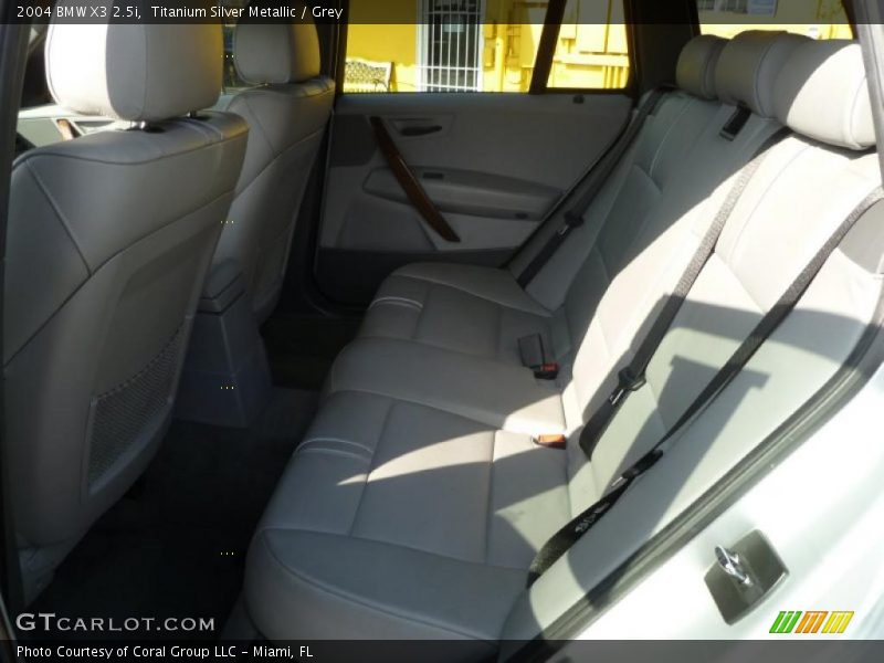 Titanium Silver Metallic / Grey 2004 BMW X3 2.5i