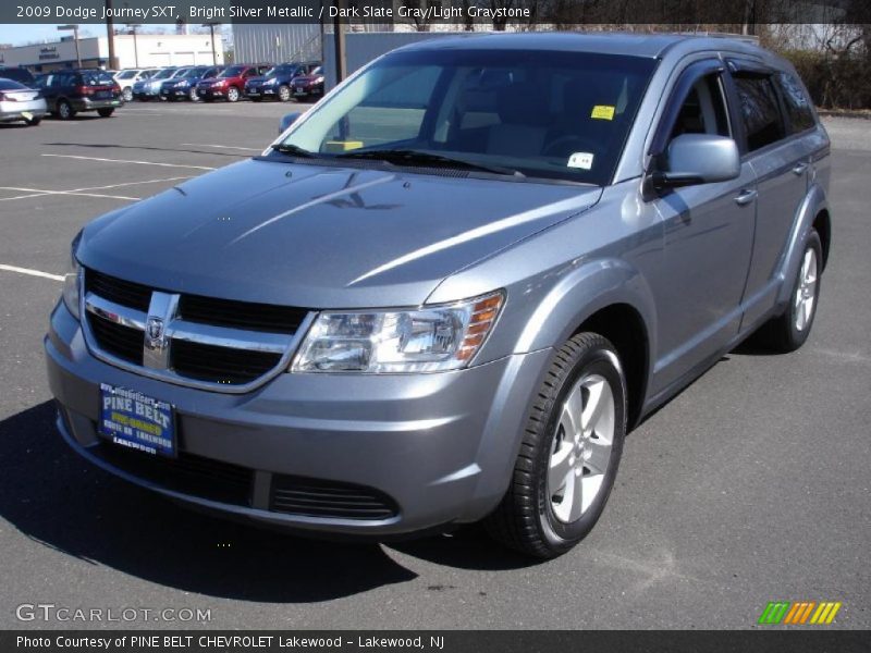 Bright Silver Metallic / Dark Slate Gray/Light Graystone 2009 Dodge Journey SXT