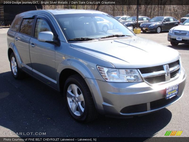 Bright Silver Metallic / Dark Slate Gray/Light Graystone 2009 Dodge Journey SXT