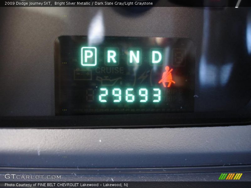 Bright Silver Metallic / Dark Slate Gray/Light Graystone 2009 Dodge Journey SXT