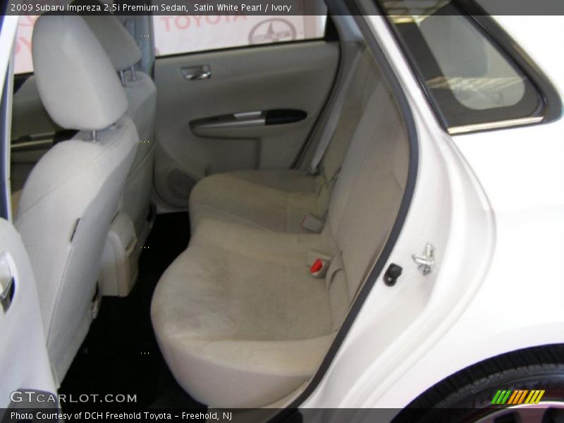Satin White Pearl / Ivory 2009 Subaru Impreza 2.5i Premium Sedan