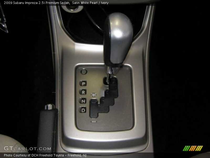 Satin White Pearl / Ivory 2009 Subaru Impreza 2.5i Premium Sedan