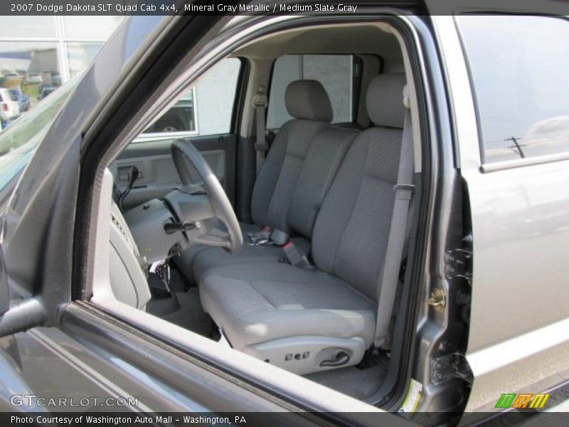 Mineral Gray Metallic / Medium Slate Gray 2007 Dodge Dakota SLT Quad Cab 4x4