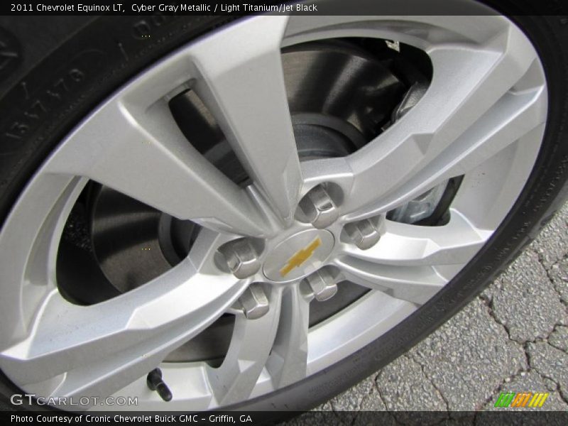 Cyber Gray Metallic / Light Titanium/Jet Black 2011 Chevrolet Equinox LT
