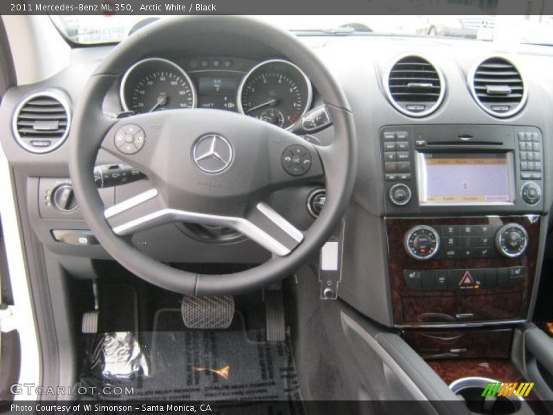 Arctic White / Black 2011 Mercedes-Benz ML 350