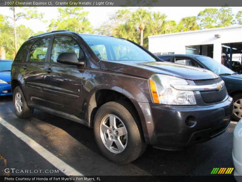 Granite Gray Metallic / Light Gray 2007 Chevrolet Equinox LS