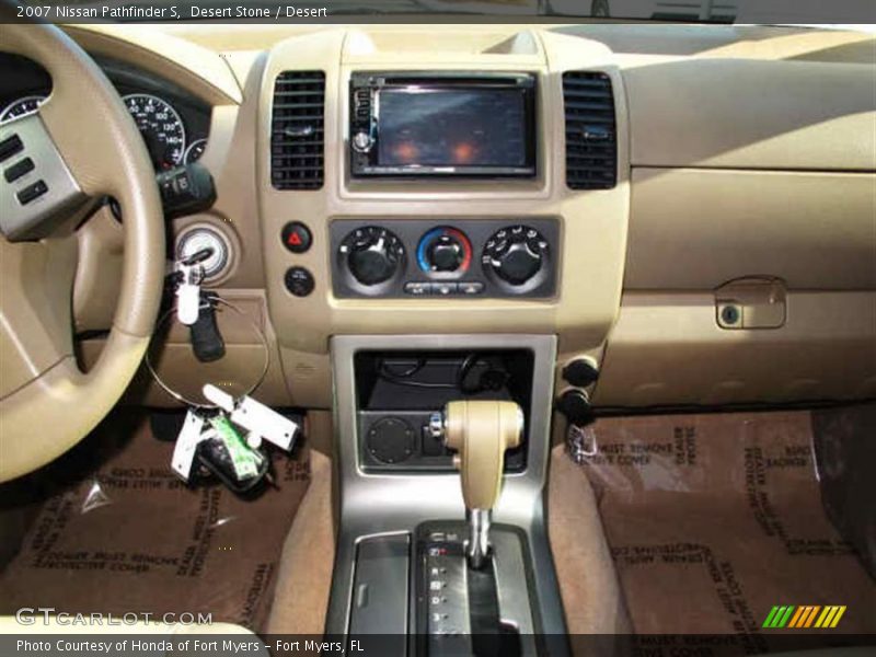Desert Stone / Desert 2007 Nissan Pathfinder S