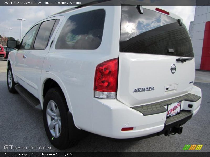 Blizzard White / Almond 2011 Nissan Armada SV