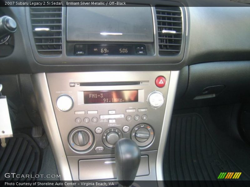 Brilliant Silver Metallic / Off-Black 2007 Subaru Legacy 2.5i Sedan