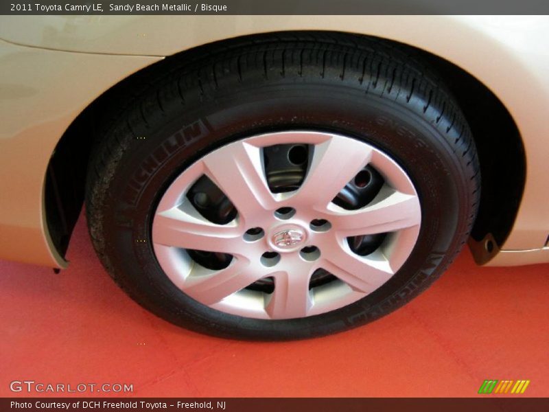 Sandy Beach Metallic / Bisque 2011 Toyota Camry LE