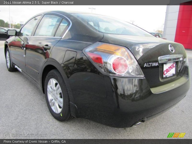 Super Black / Charcoal 2011 Nissan Altima 2.5 S