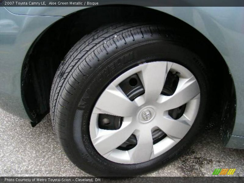 Aloe Green Metallic / Bisque 2007 Toyota Camry LE
