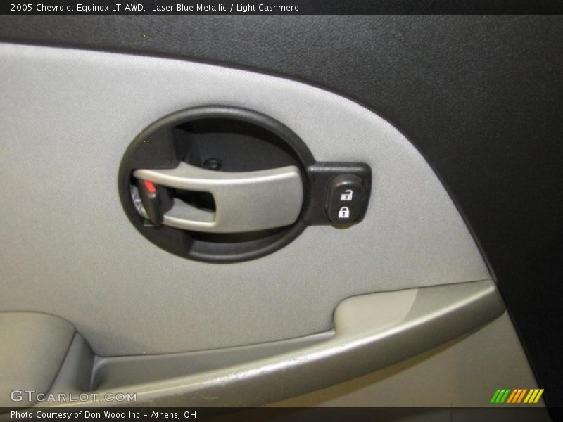 Laser Blue Metallic / Light Cashmere 2005 Chevrolet Equinox LT AWD