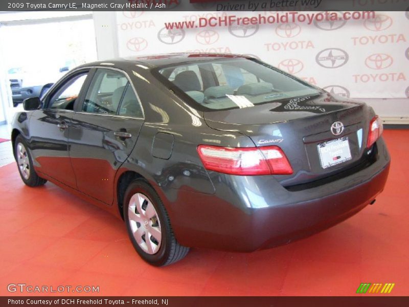 Magnetic Gray Metallic / Ash 2009 Toyota Camry LE