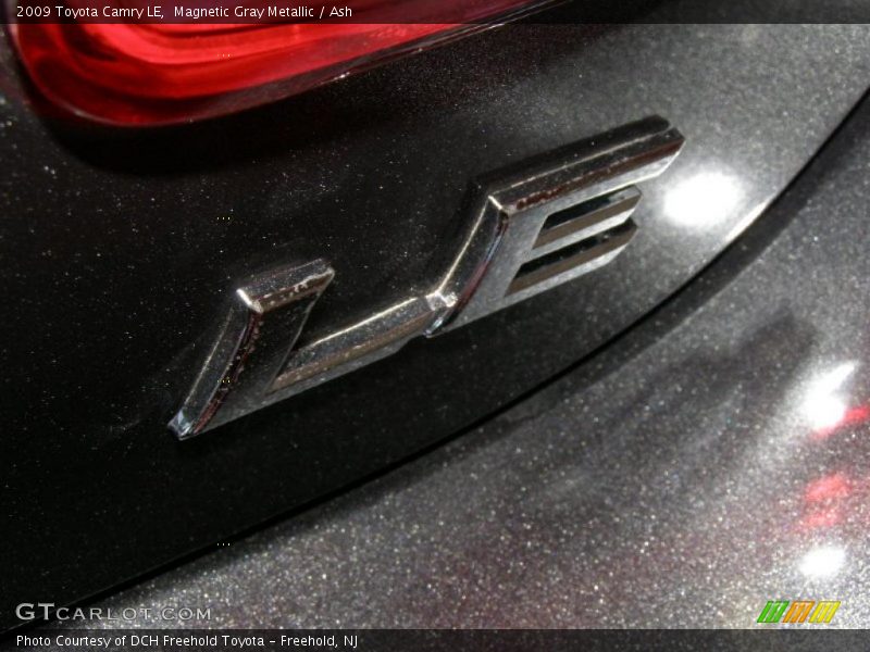 Magnetic Gray Metallic / Ash 2009 Toyota Camry LE