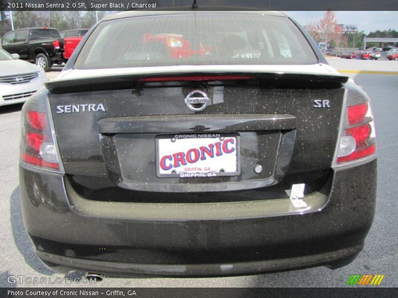 Super Black / Charcoal 2011 Nissan Sentra 2.0 SR