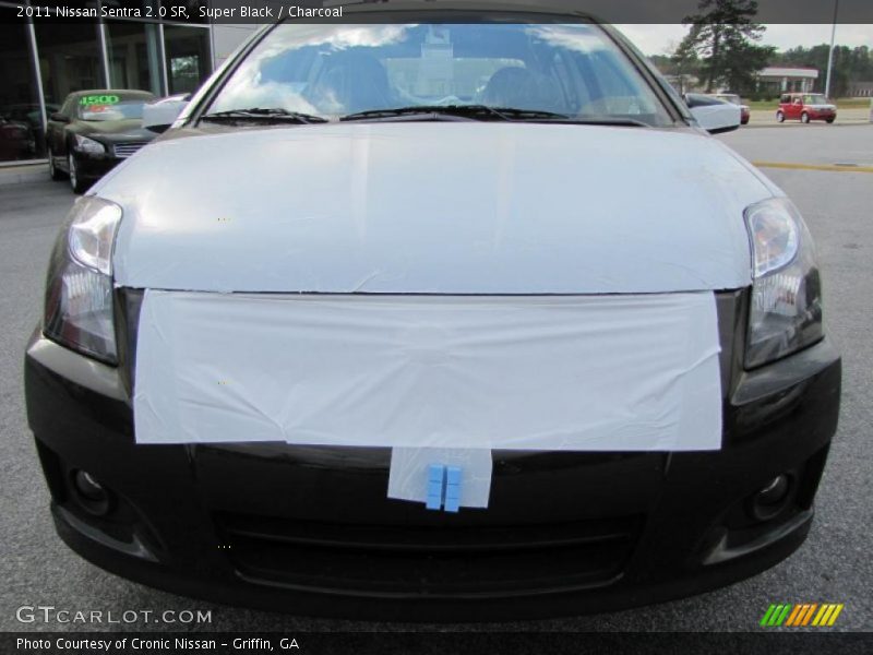 Super Black / Charcoal 2011 Nissan Sentra 2.0 SR