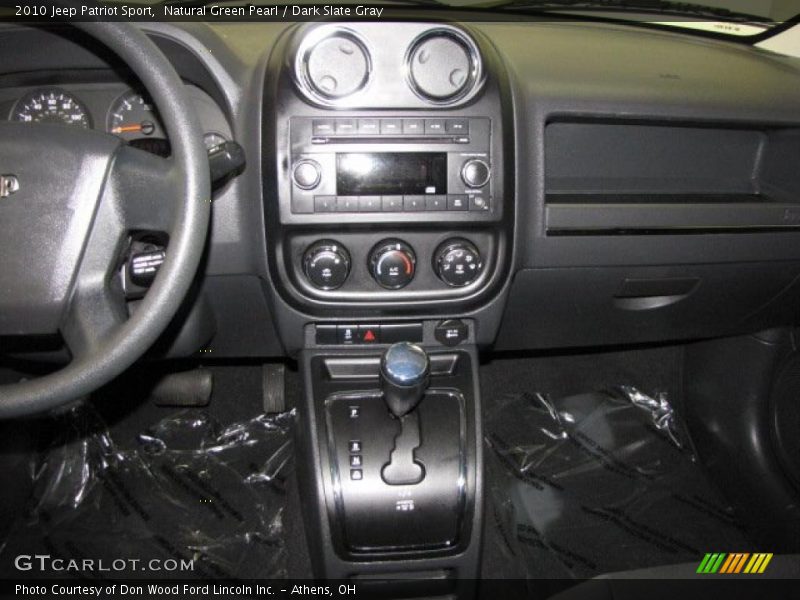 Natural Green Pearl / Dark Slate Gray 2010 Jeep Patriot Sport