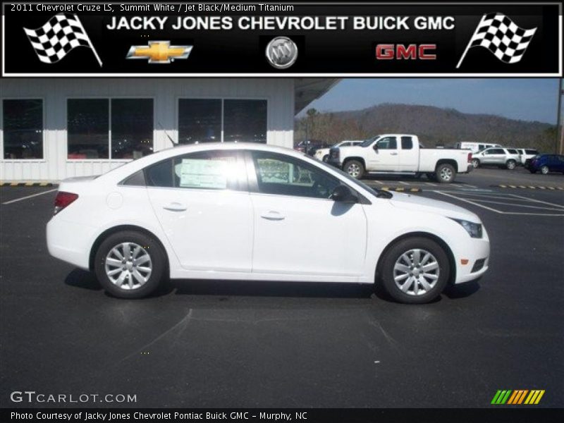 Summit White / Jet Black/Medium Titanium 2011 Chevrolet Cruze LS