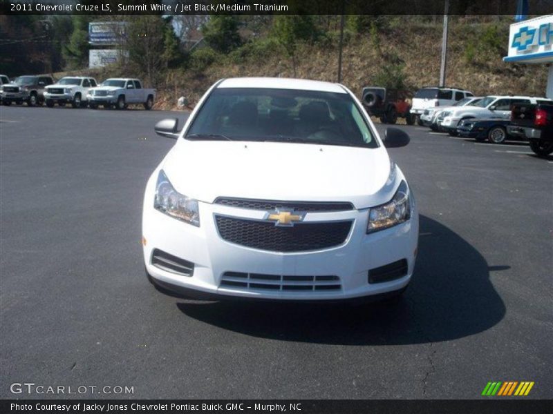 Summit White / Jet Black/Medium Titanium 2011 Chevrolet Cruze LS