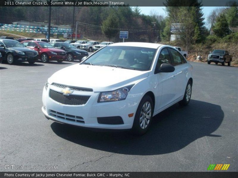 Summit White / Jet Black/Medium Titanium 2011 Chevrolet Cruze LS